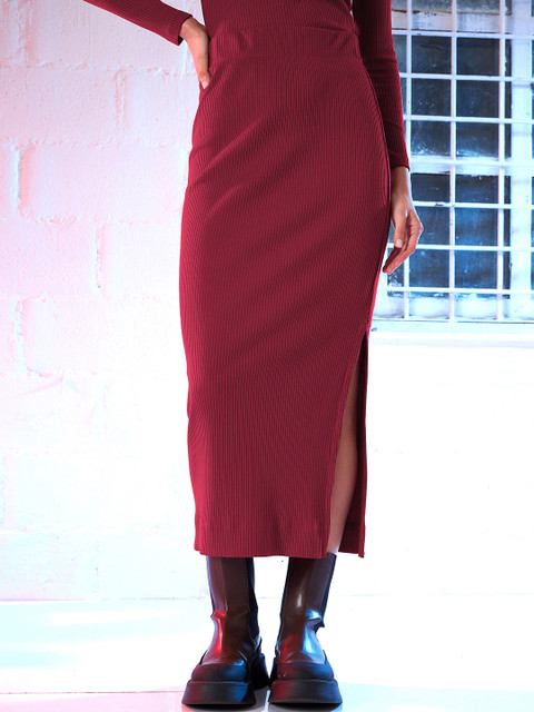 SASSAFRAS Self Design Pencil Midi Skirt