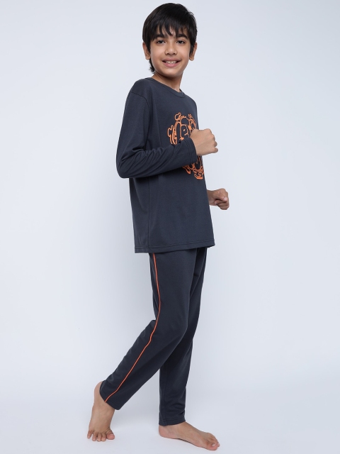Lil Tomatoes Boys Graphic Printed Long Sleeves Night suit - Image 4