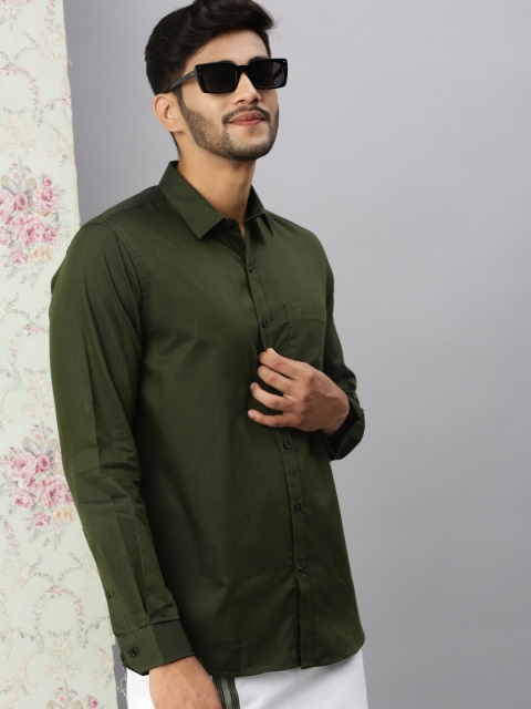 Ramraj Men Solid Cotton Shirt With Dhoti Set