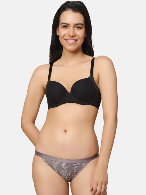 Triumph Self Design Lace Thongs - Image 4