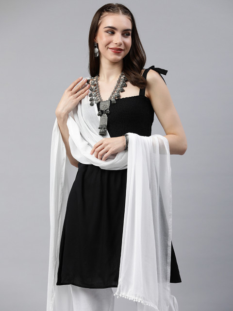 Rani Saahiba Solid Tasselled Dupatta