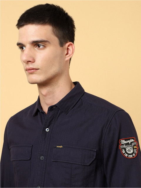 Wrangler Spread Collar Opaque Cotton Casual Shirt - Image 3
