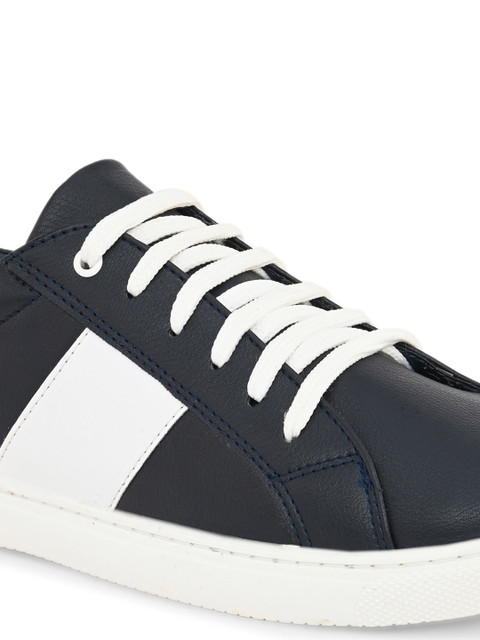 The Roadster Lifestyle Co. Men Colourblocked Lightweight Sneakers - Image 6