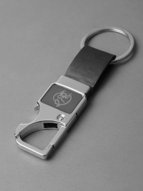 ZEVORA Men Leather Belt Keychain & Pen - Image 4