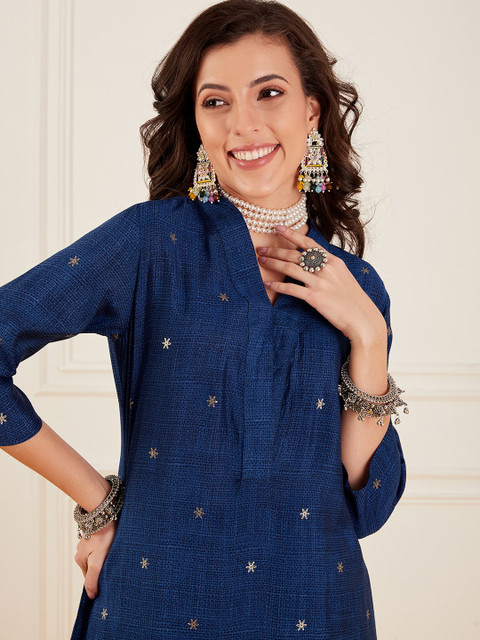 Sangria Ethnic Motifs Printed V-Neck Straight Kurta With Trouser - Image 2