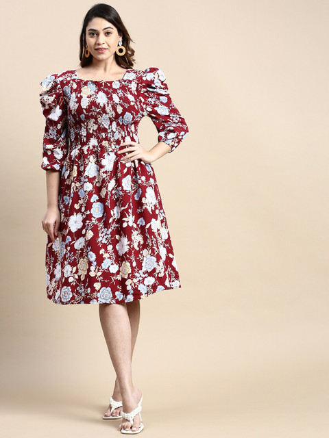 SHOWOFF Plus Plus Size Floral Printed Smocked Puff Sleeve Georgette Fit and Flare Dress - Image 3