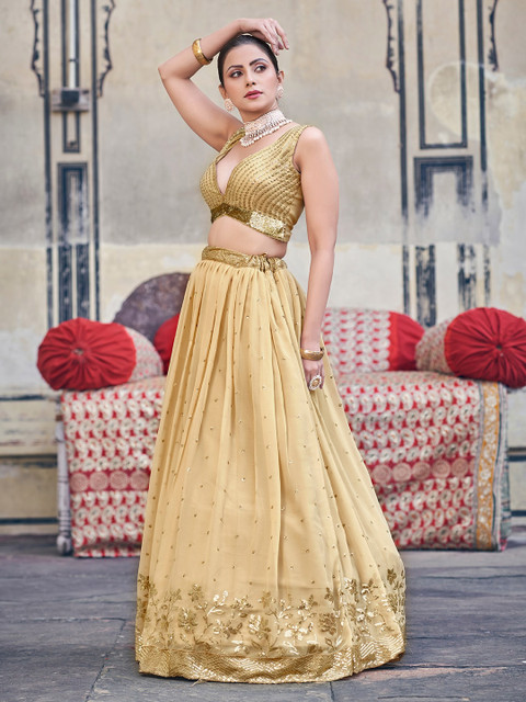 SHOPGARB Embroidered Sequinned Semi-Stitched Lehenga & Unstitched Blouse With Dupatta - Image 4