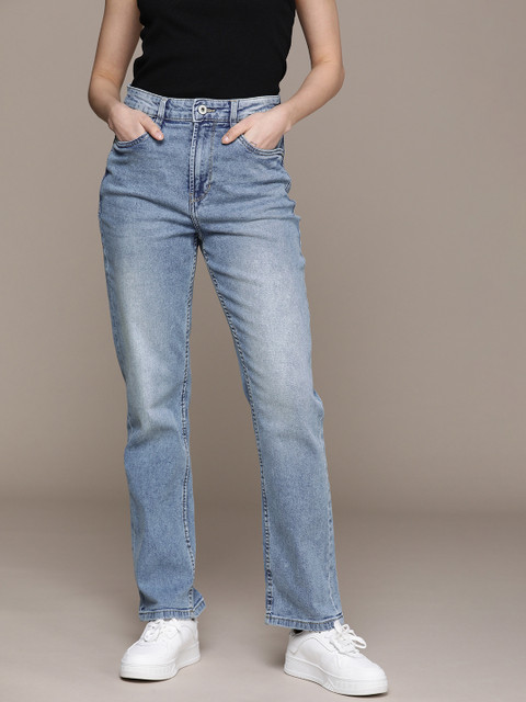 The Roadster Life Co. Women Straight Fit Heavy Fade Stretchable Jeans