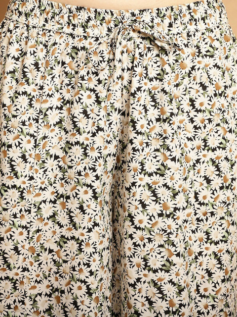 GRACIT Floral Printed Flared Knitted Palazzo - Image 6