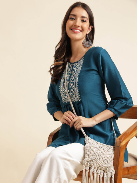 Sangria Floral Embroidered A-Line Short Kurti - Image 6