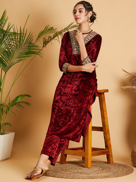 Shae by SASSAFRAS Maroon Floral Yoke Design Sequinned Velvet Straight Kurta - Image 5