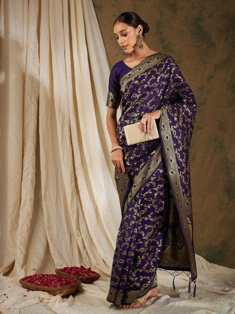 Sangria Woven Design Zari Kanjeevaram Saree - Image 6