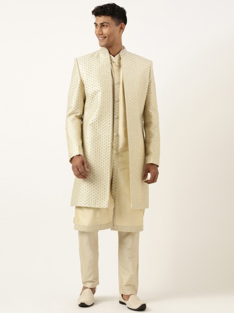 TheEthnic.Co Men Embroidered Indowestern Sherwani Set