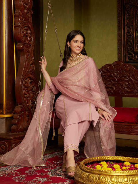Sangria Mauve Ethnic Motifs Embroidered Sequinned Straight Kurta With Trouser & Dupatta - Image 7