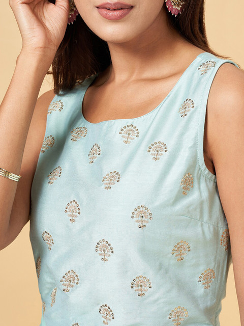 RANGMANCH BY PANTALOONS Floral Embroidered Scoop Neck Crop Top - Image 2