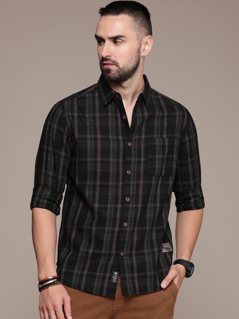 Roadster Men Relaxed Checked Regular Casual Pure Cotton Shirt - Image 4