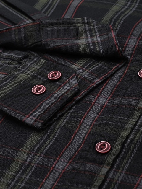 Roadster Men Relaxed Checked Regular Casual Pure Cotton Shirt - Image 3