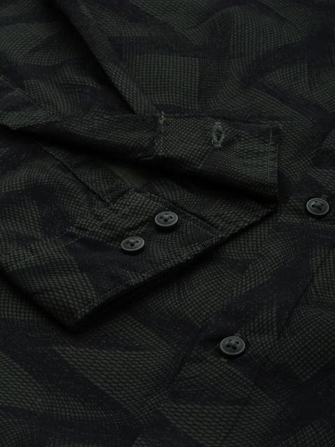 HERE&NOW Men Slim Fit Geometric Printed Casual Shirt - Image 3