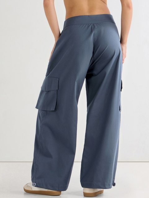 Bewakoof Women Baggy Oversized Cargo Parachute Pants - Image 3