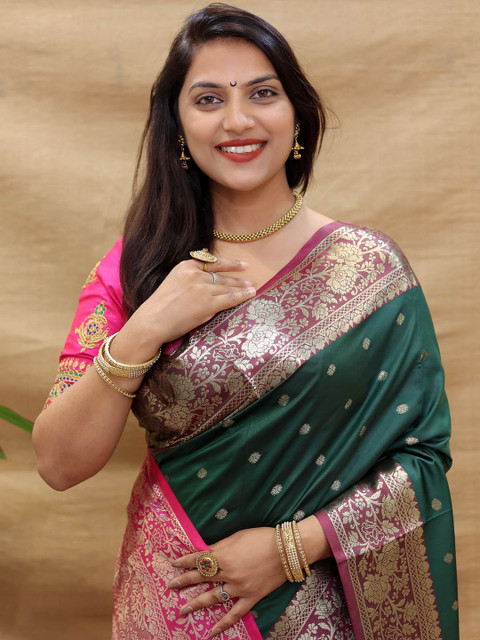 Royal Rajgharana Saree Floral Woven Design Zari Banarasi Sarees - Image 4