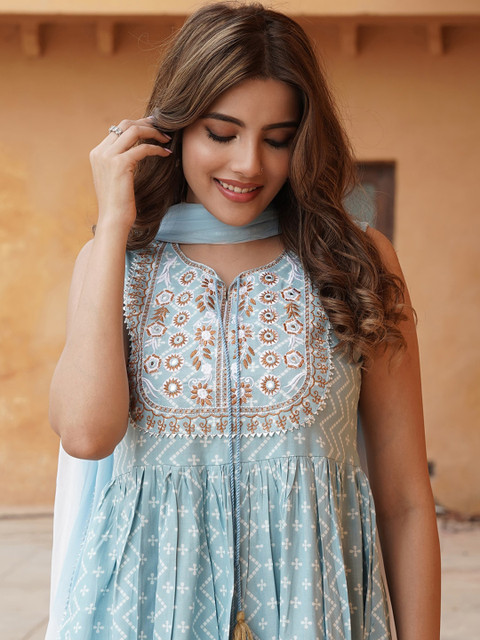 KALINI Geometric Printed Regular Gotta Patti Kurta & Sharara With Dupatta - Image 2