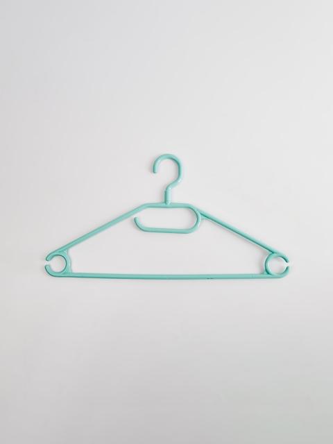 Home Centre Winston Elora Green 10 Pieces Polypropylene Clothes Hangers - Image 3