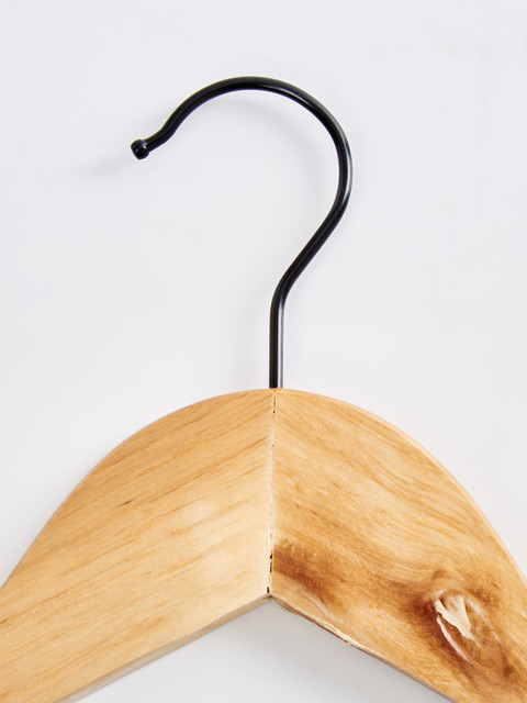 Home Centre Pacific Winston Set Of 8 Wooden Clothes Hangers - Image 5