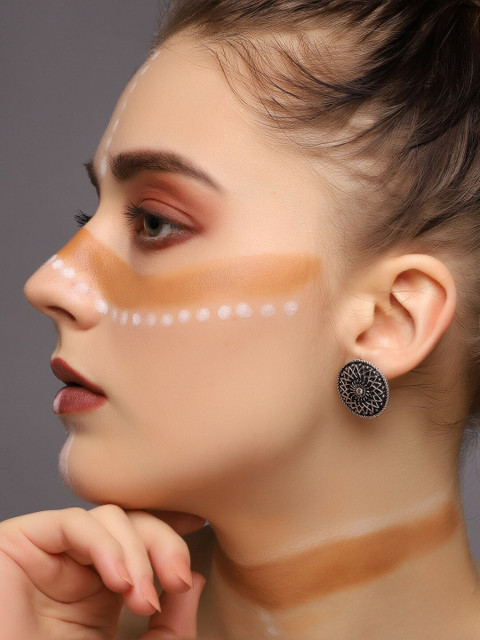 VENI Silver-Plated Contemporary Oxidised Studs Earrings - Image 5