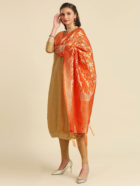Dupatta Bazaar Floral Woven Design Dupatta - Image 3