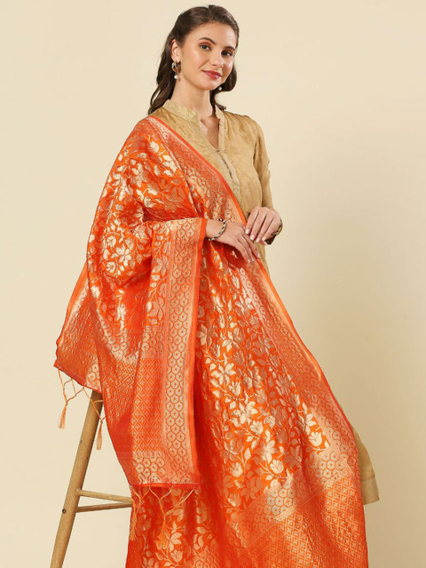 Dupatta Bazaar Floral Woven Design Dupatta - Image 6