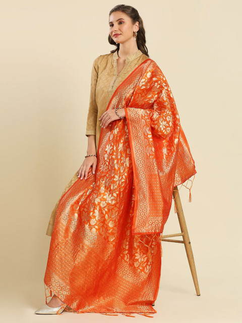 Dupatta Bazaar Floral Woven Design Dupatta - Image 4