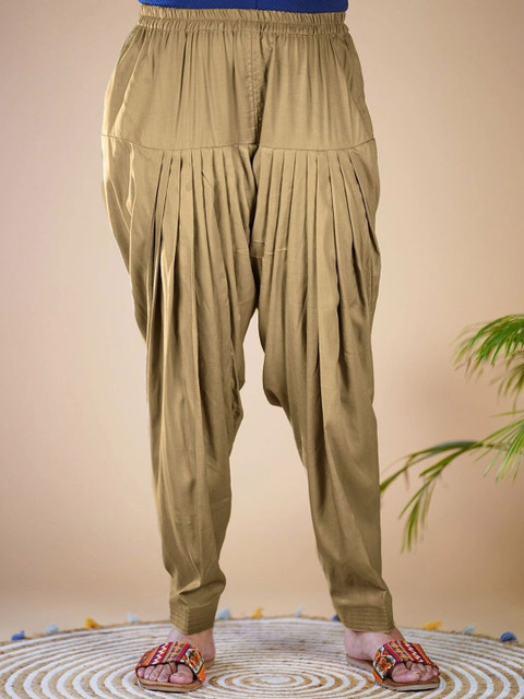 LetsDressUp Gathered Loose-Fit Salwar