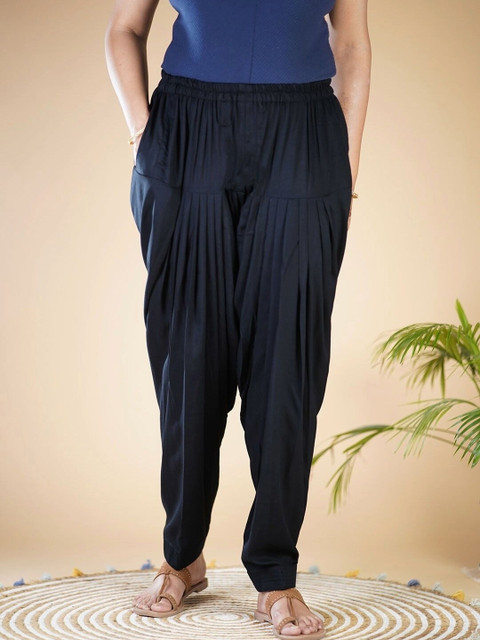 LetsDressUp Gathered Loose-Fit Salwar