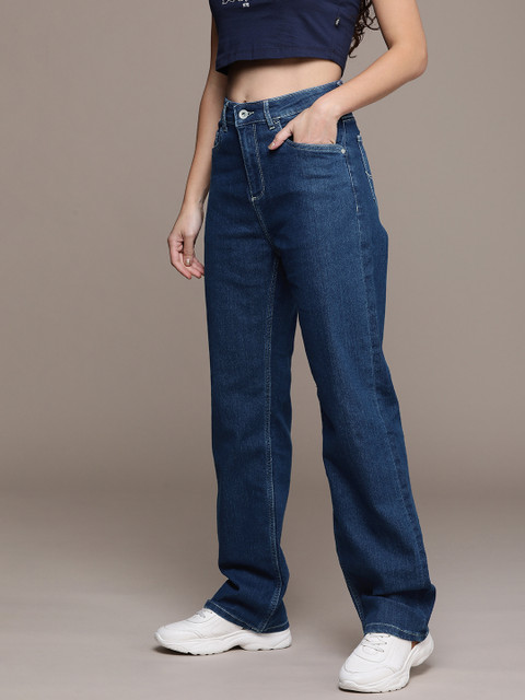 The Roadster Life Co. Women Blue Straight Fit Stretchable Jeans