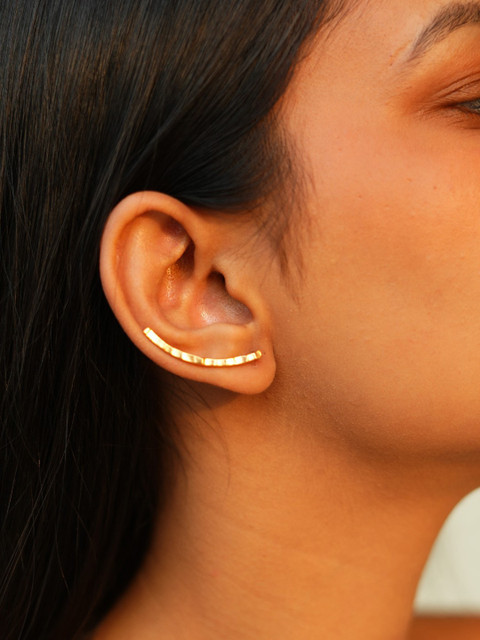 ISHKAARA Gold-Plated Contemporary Climber Ear Cuff Earrings