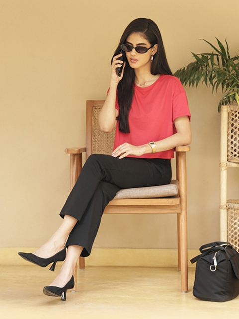 Blissclub Women Relaxed Straight Leg Straight Fit High-Rise Wrinkle Free Trousers