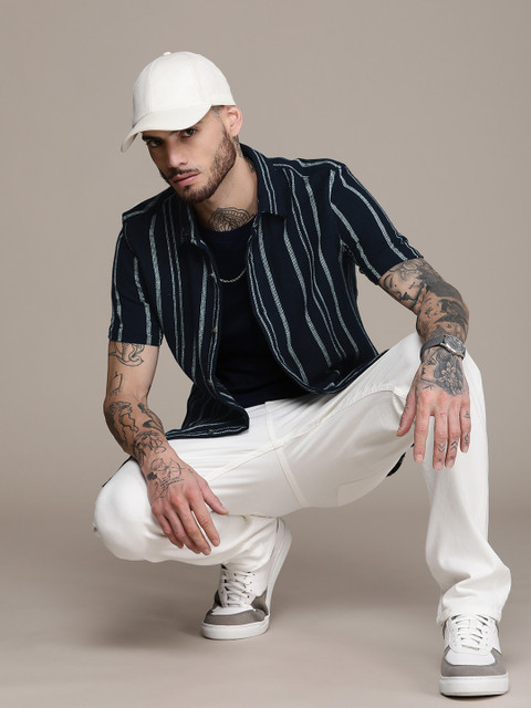 WROGN Men Pure Cotton Slim Fit Striped Casual Shirt - Image 5