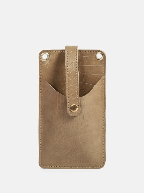 Bagsy Malone Stylish Mobile Pouch With Sling - Image 4