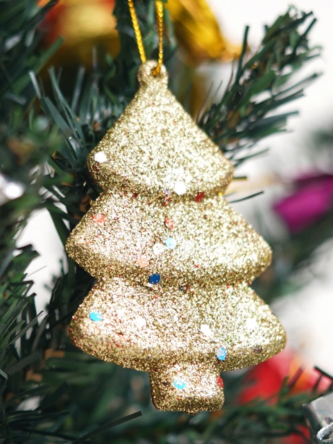 eCraftIndia Red & Silver Toned 4 Pcs Sparkly Christmas Trees - Image 3