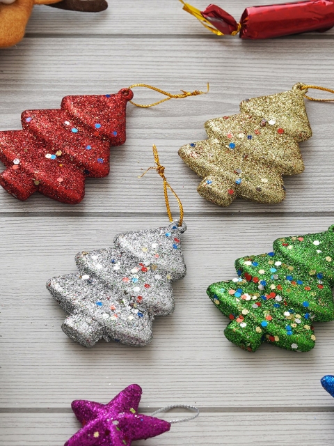 eCraftIndia Red & Silver Toned 4 Pcs Sparkly Christmas Trees - Image 4