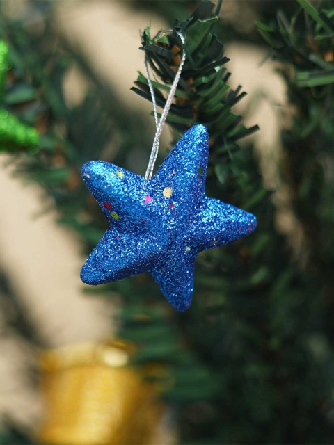 eCraftIndia Green & Red 6 Pieces Glittering Christmas Stars Tree Hanging Ornaments - Image 4