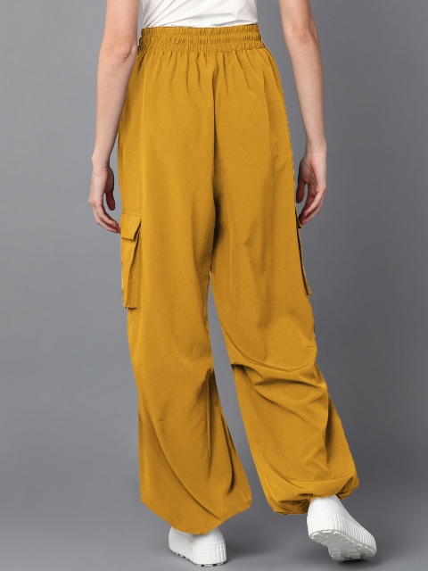 The Roadster Lifestyle Co. Women Mustard Baggy Fit Parachute Rapid-Dry Trousers - Image 3