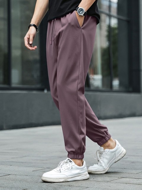 Bewakoof Air 1.0 Men Mid Rise Oversized Cotton Joggers