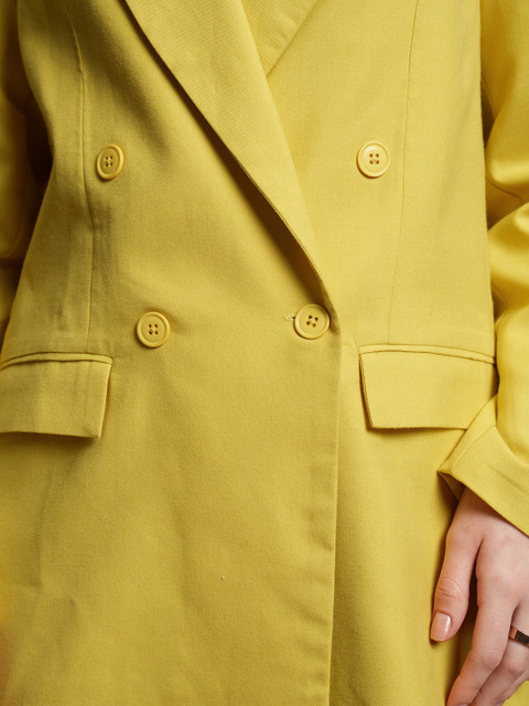 CHIC BY TOKYO TALKIES Yellow Notched Lapel Long Sleeve Oversize Double-Breasted Blazer - Image 2