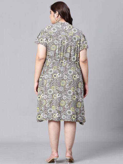 Oxolloxo Plus Size Floral Printed Tie-Up Neck Fit & Flare Dress - Image 5