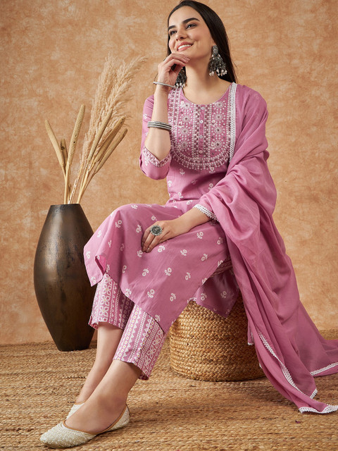 Sangria Floral Printed Pure Cotton Kurta With Trousers & Dupatta
