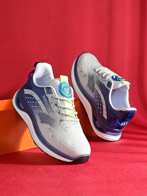 The Roadster Lifestyle Co. Women White & Navy Blue Textured Lightweight Running Shoes