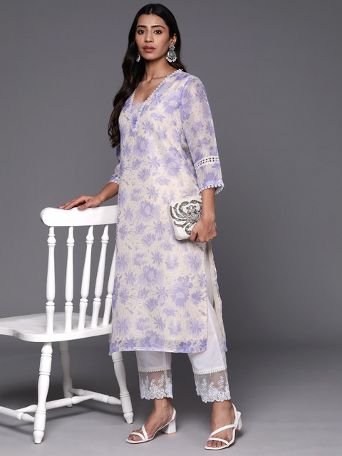 Varanga Women Lilac Floral Printed Plunge Neck Lace Detailed Kurta - Image 6