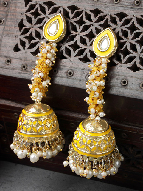 KARATCART Gold Plated Kundan Studded & Beaded Dome Shaped Jhumkas