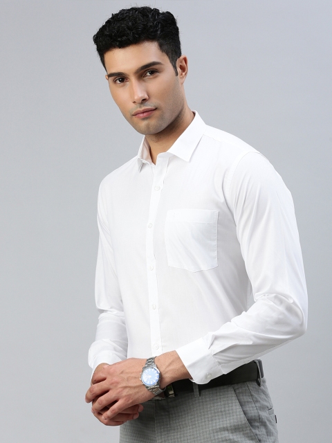 Ramraj Short Sleeves Shirt with Veshti - Image 3